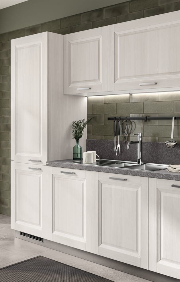 Tyylikäs vaalean keittiökaappi